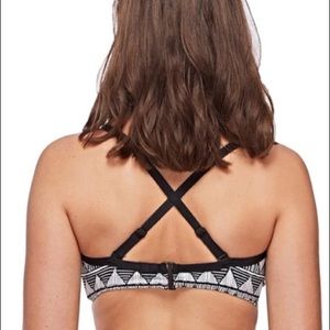 Skye Swimwear Swim - Skye Valentina Hilo Swim Top Skye Swimwear Swim - Skye Valentina Hilo Swim Top